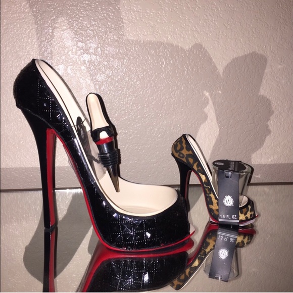👠New! Beautiful wine holde With wine topper and shooter holder 3 pieces 👠 - Picture 2 of 6
